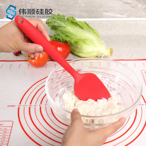 硅胶餐具怎么洗干净，硅胶餐具使用【全网聚焦】
